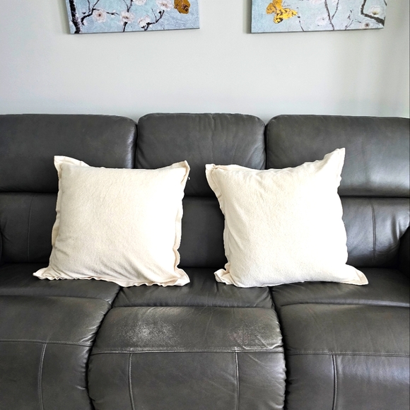 Pottery Barn Bedding Pottery Barn Throw Pillows Size 24x24 Ivory